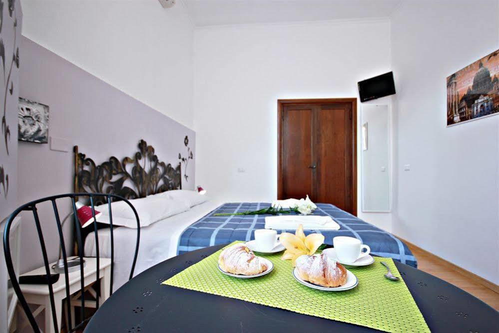 Affittacamere San Pietro Resort Rom Exteriör bild